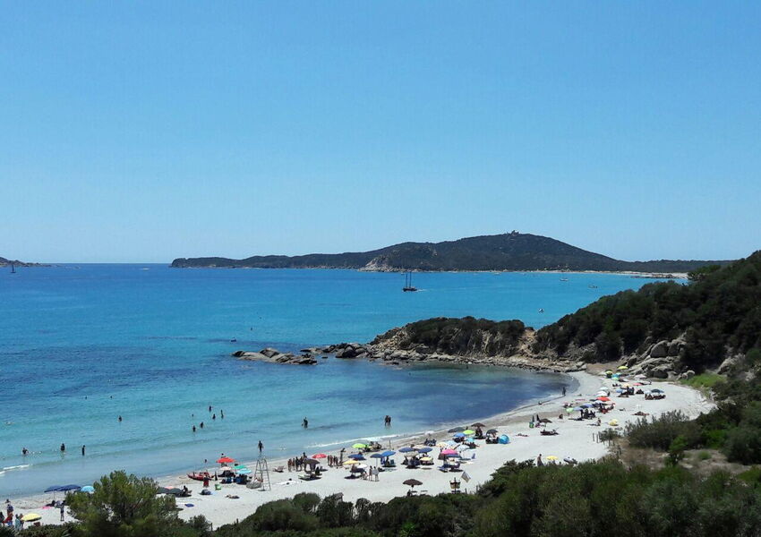 Casa indipendente con due appartamenti a Suaredda di Supra, Sardegna