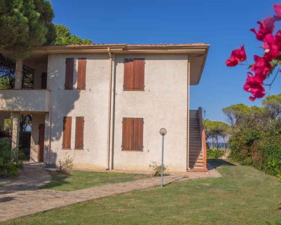 App. in sec. piano fronte mare - No. 304B