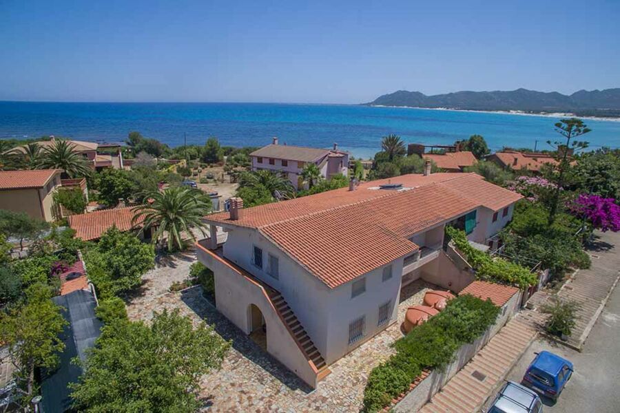 Bivilla vicino al mare
