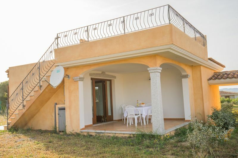 Bungalow con piscina a pochi metri dal mare - No. 177/14