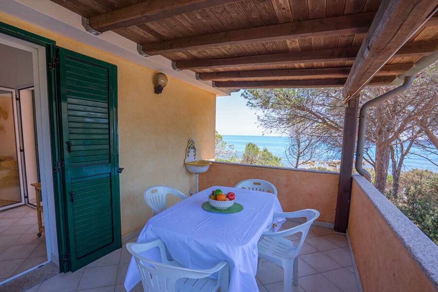 App. fronte mare con bellissima veranda - No. 545B