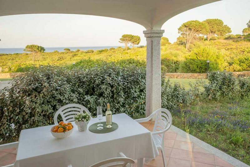 Bungalow con piscina a pochi metri dal mare - No. 177/12