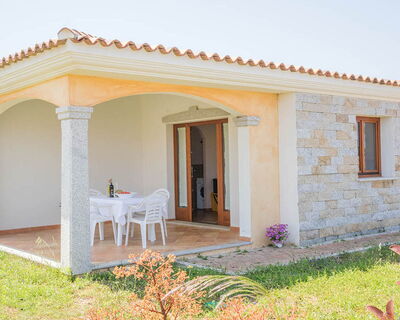 Bungalow con piscina a pochi metri dal mare - No. 177/13