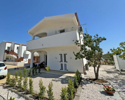 Appartamento moderno ed economico sulla spiaggia - No. 142B Appartamento moderno ed economico sulla spiaggia - No. 142B