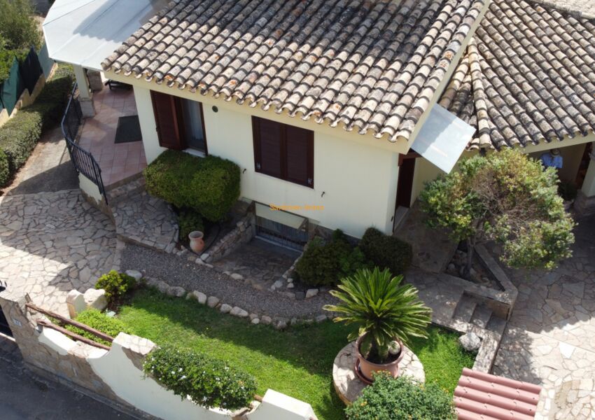 Villa in posizione selezionata con vista sul mare