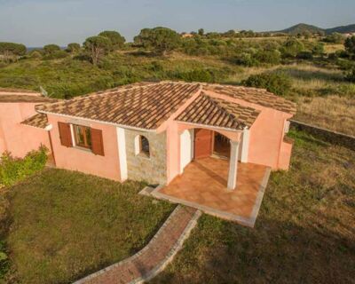 Bungalow con piscina a pochi metri dal mare - No. 177/12