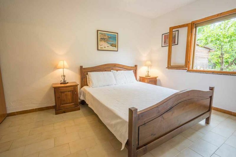 Casa accanto al produttore di miele - No. 163A
