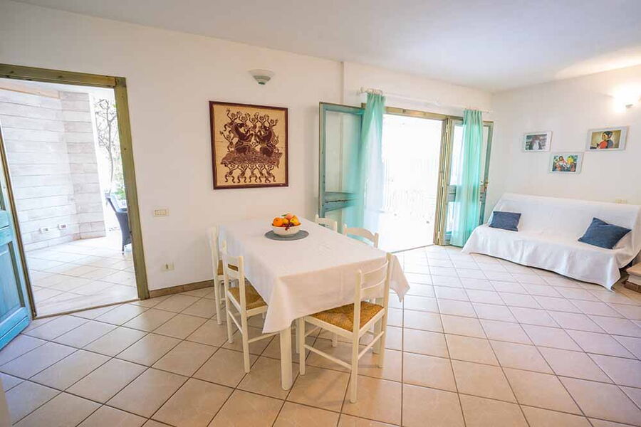 App. ampio con piscina al mare - No. 510C