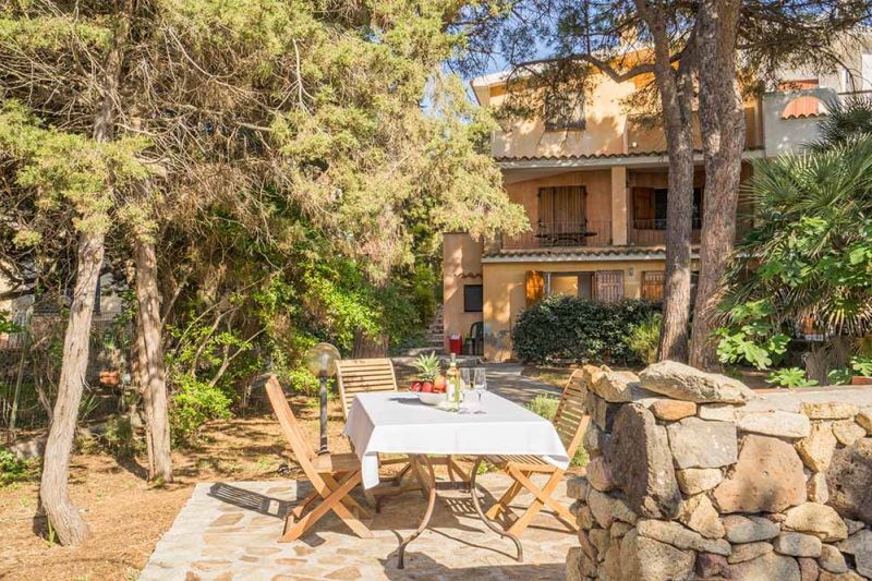 Villino con dependance fronte mare - No. 516/1