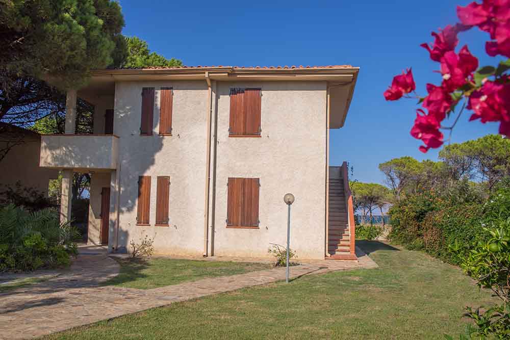 App. in sec. piano fronte mare - No. 304B