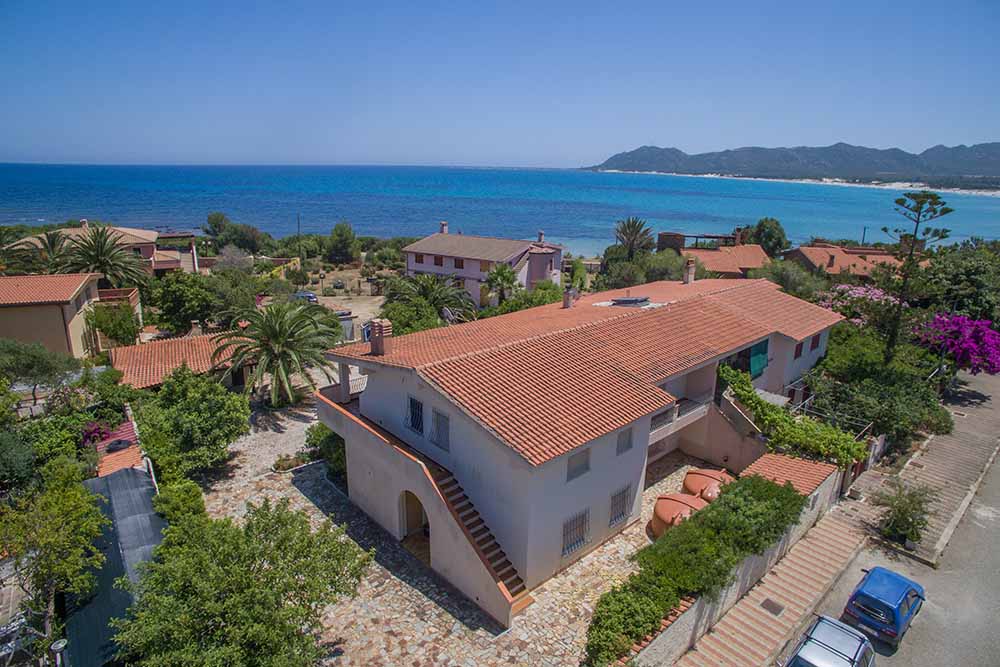 Bivilla vicino al mare